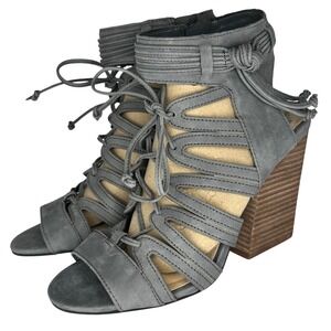 Vince Camuto Ranata Grey Leather Cage Lace Up Block Heel Sandals 6.5M VC-RANATA